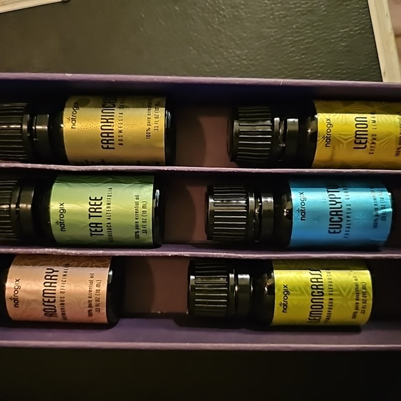 Essential Oils Set - Picture 2 of 4